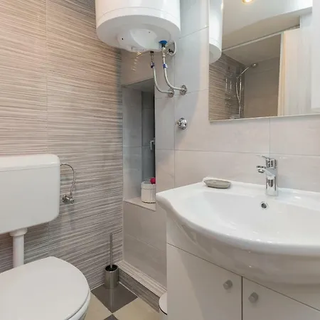 Konukevi Peninsula 4*